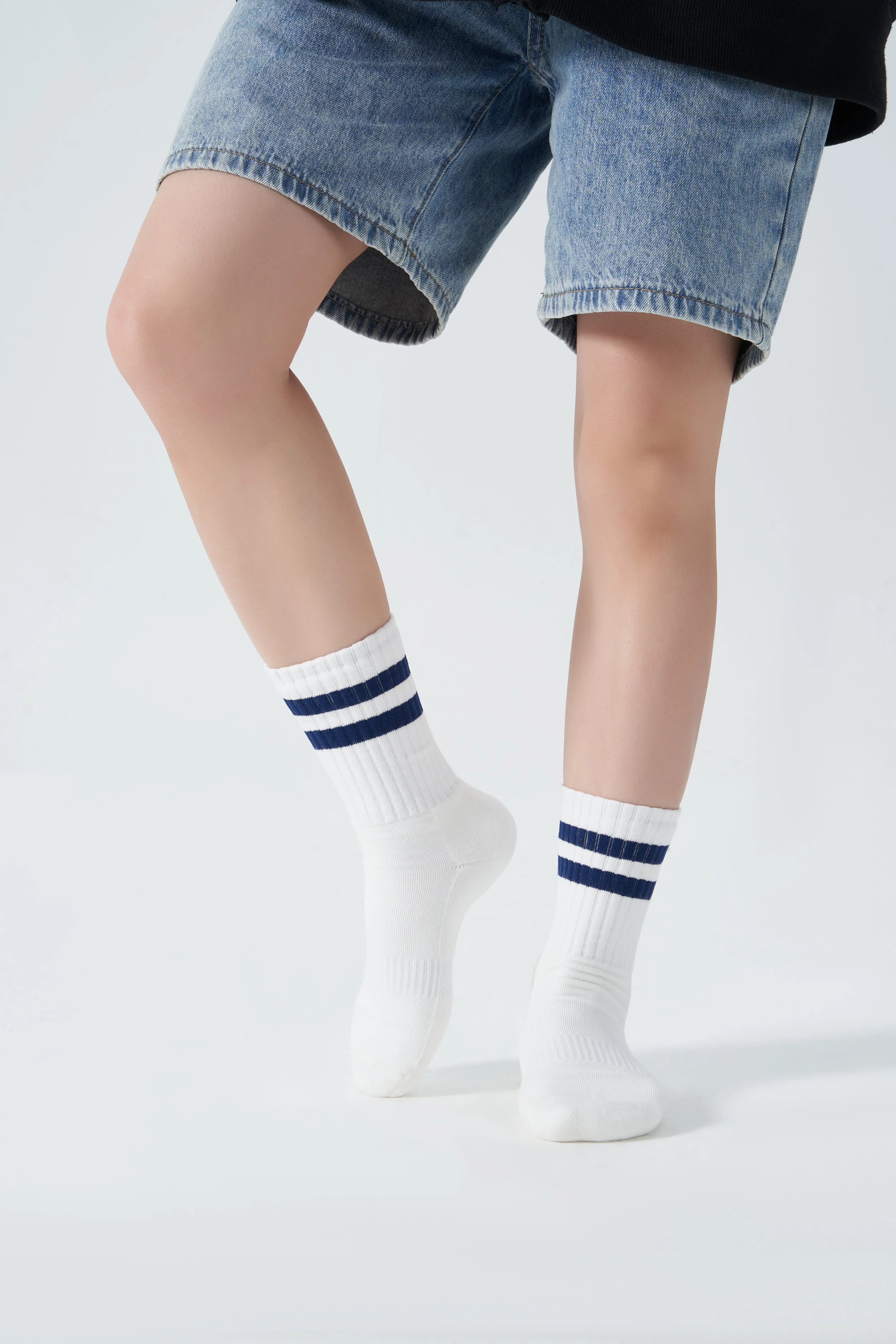 3 Pairs Premium Bamboo Crew Socks Panda Food
