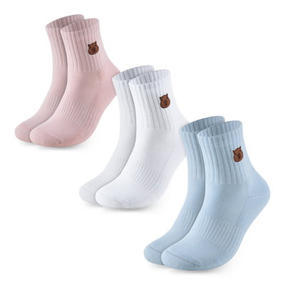 Bamboo Embroidered Animal Socks, 3 pairs · Size 4-8 · Ivory/Blue/Pink - Capybara